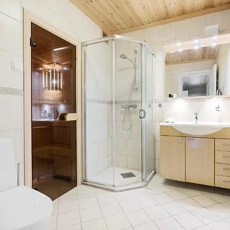 In Beautiful Surroundings Close To The Zoo Kristiansand
