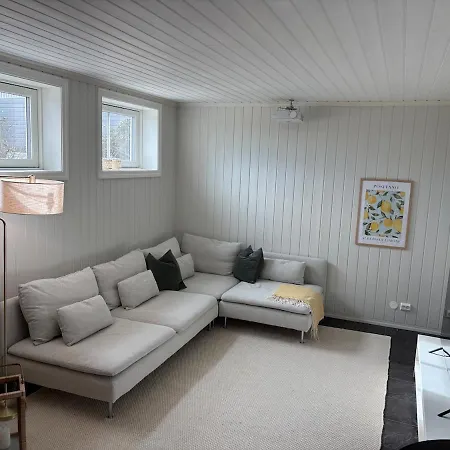 In Beautiful Surroundings Close To The Zoo * Kristiansand